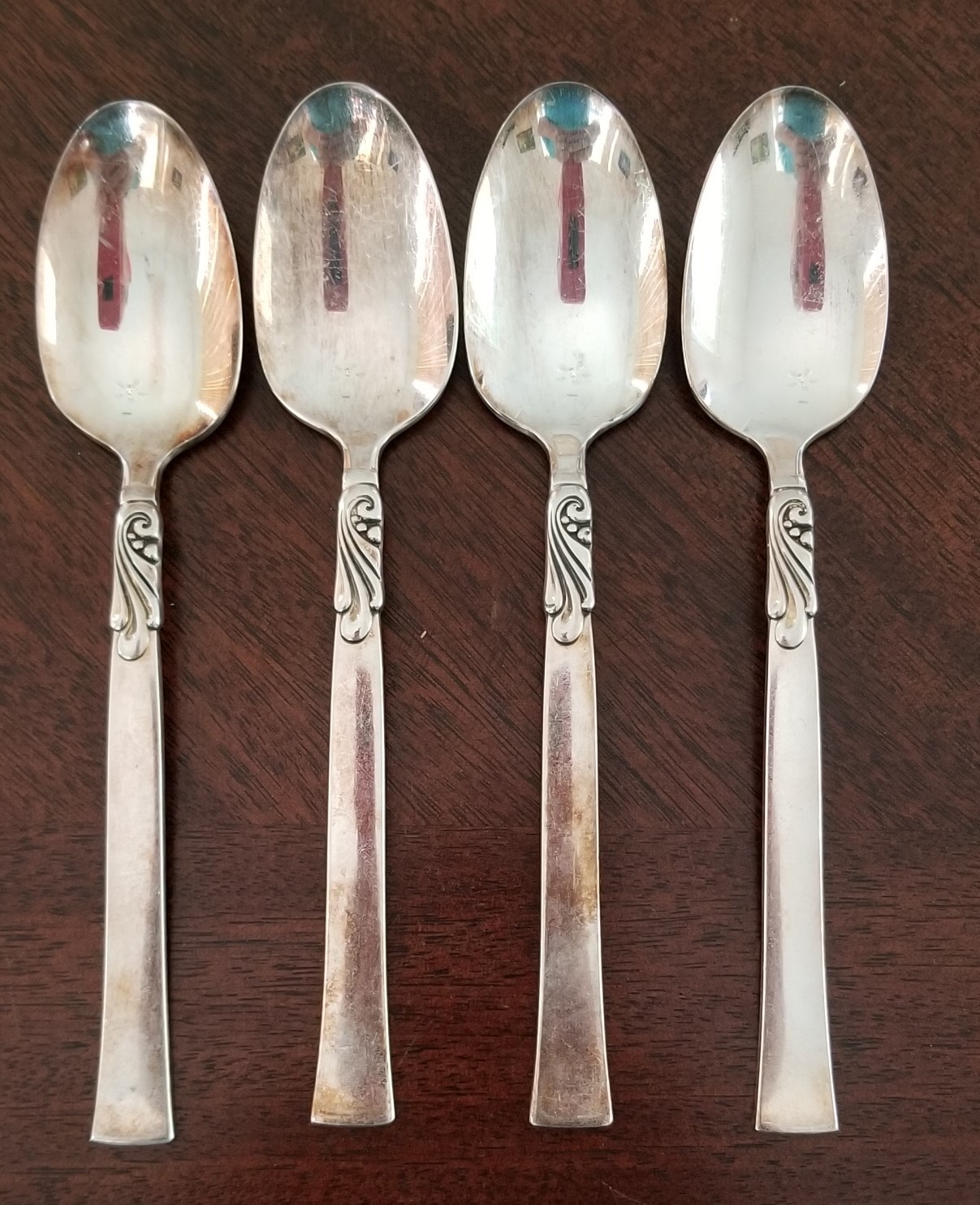 Lot of 4 Teaspoons 6 1/8″ Nobility “Wind Song” Silverplate