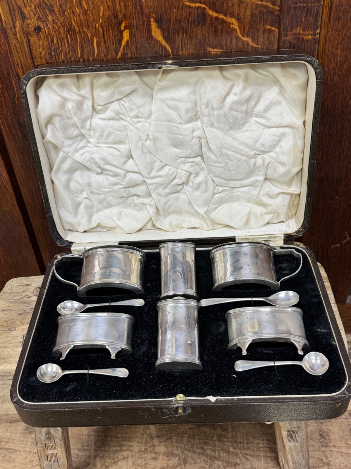 Stunning Cased Art Deco/1926 Hallmarked Silver 10 Piece Cruet Set 330g