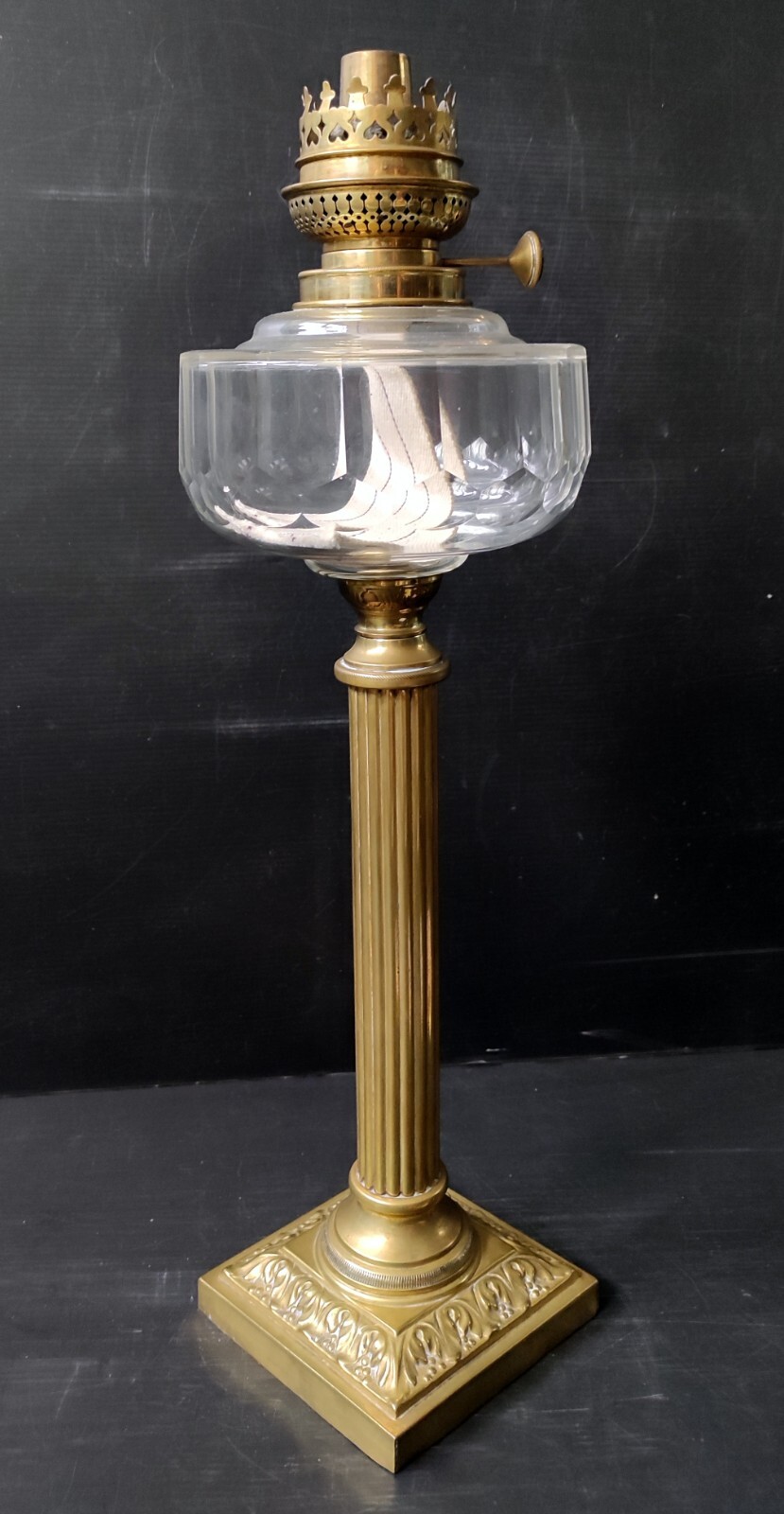 Oil Lamp Crystal Bowl Bronze Foot Size XIX