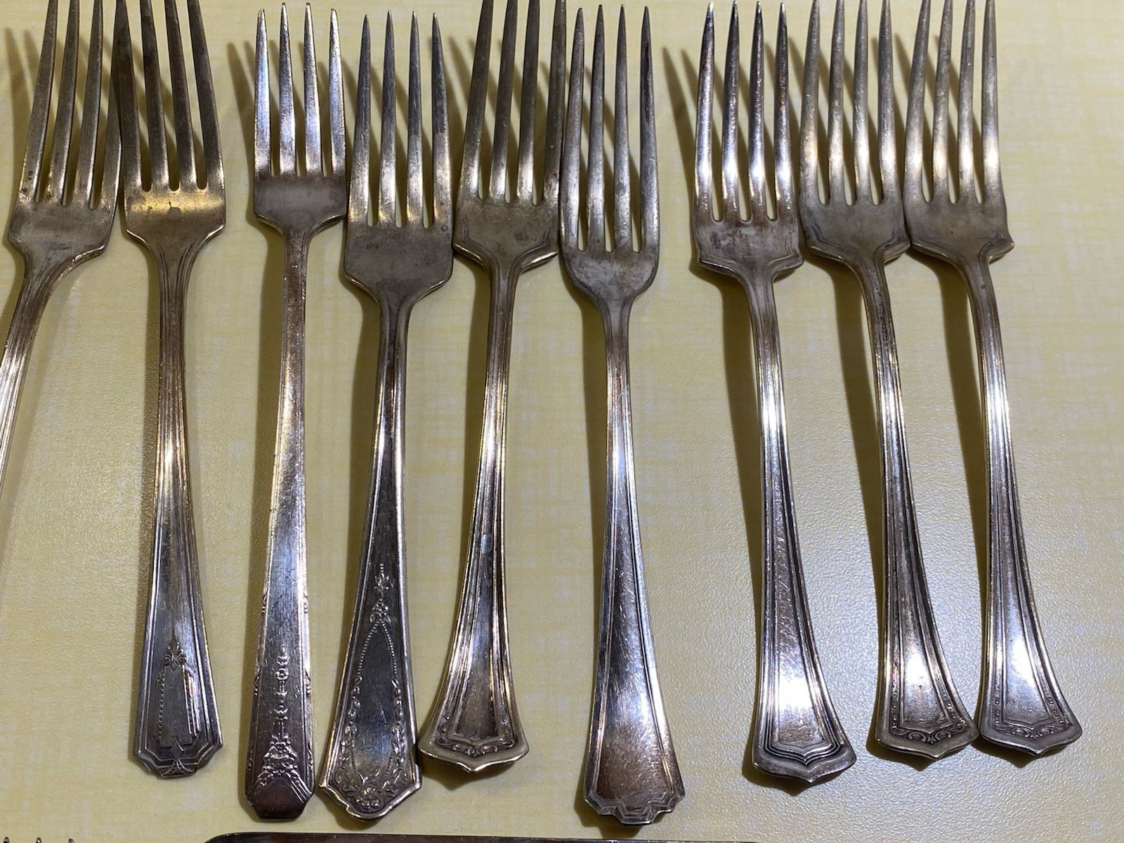 Lot 50 Pc Silverplate Spoons forks Kni Serving Vintage Flatware Silverware Craft