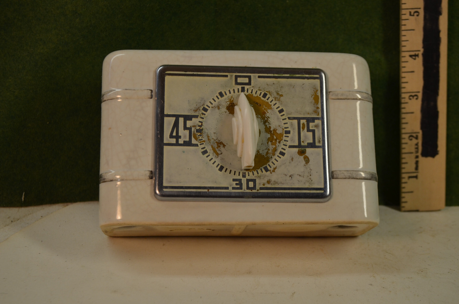 American porcelain Art Deco kitchen 1-hour timer, marked……..U S A, ex workin