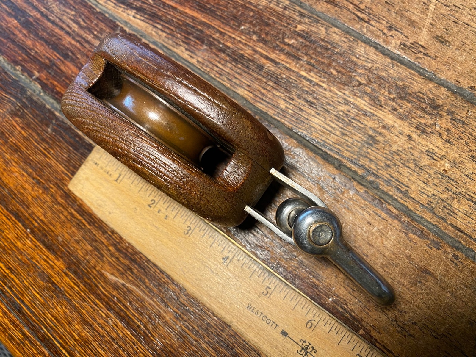 Vintage Refinished Teakwood Single Block 2 1/4″ Bronze Sheave
