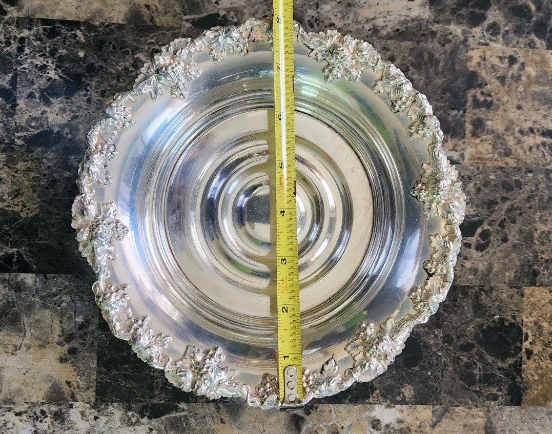 EMBOSSED GRAPE & LEAF RIMMED SILVERPLATED ROUND CANDY SERVING DISH 🍬