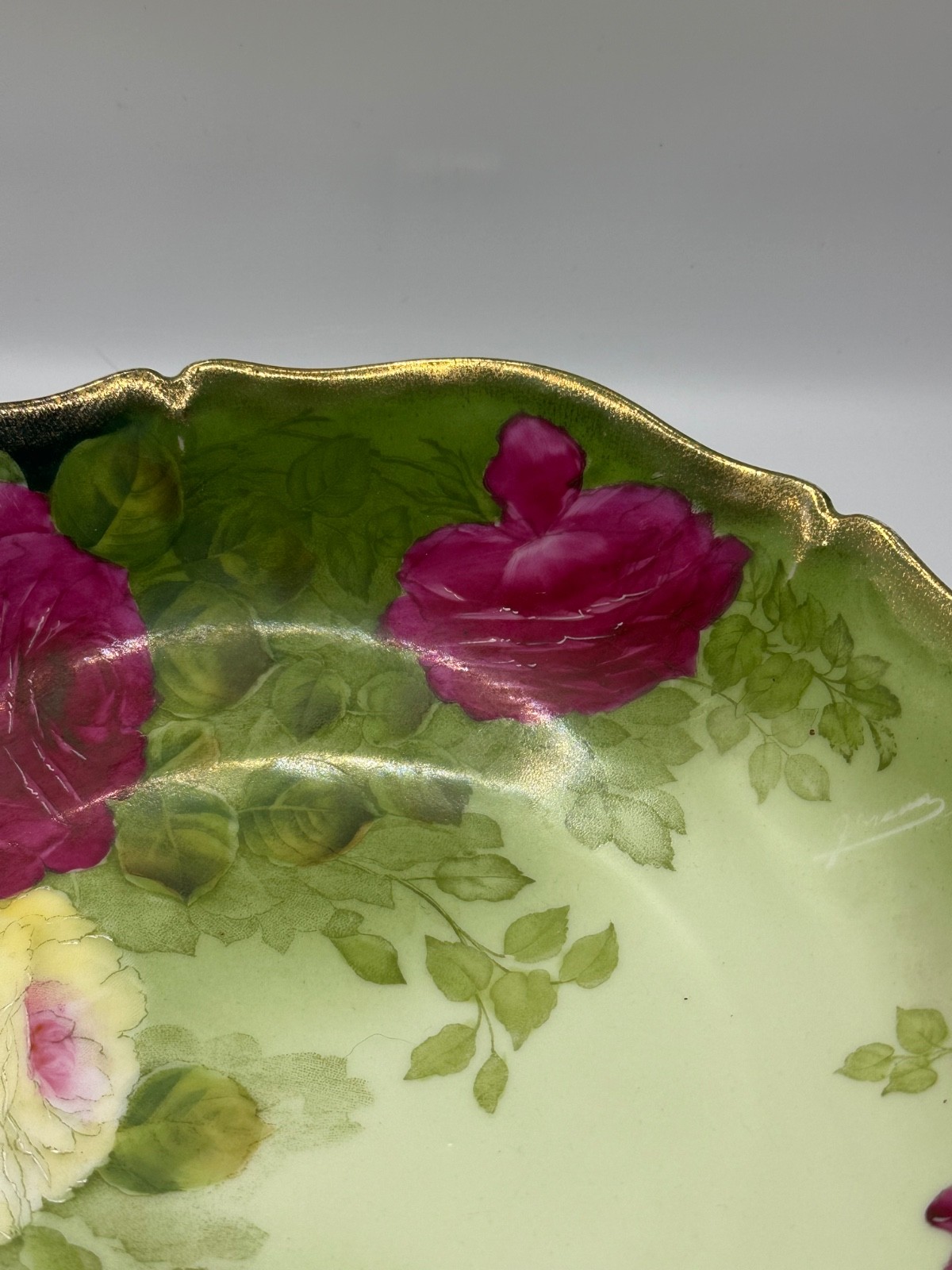 MCM Porcelain bowl with hand-painted roses and gold trim from Bavaria, Germany