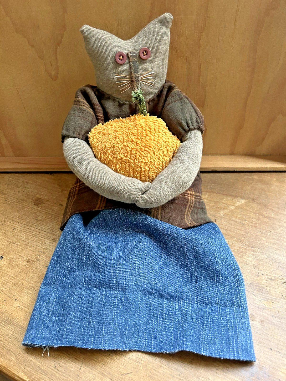 Primitive Stitchery Kitty Cat Sock Doll Carrie Ann Harvest Autumn with Pumpkin