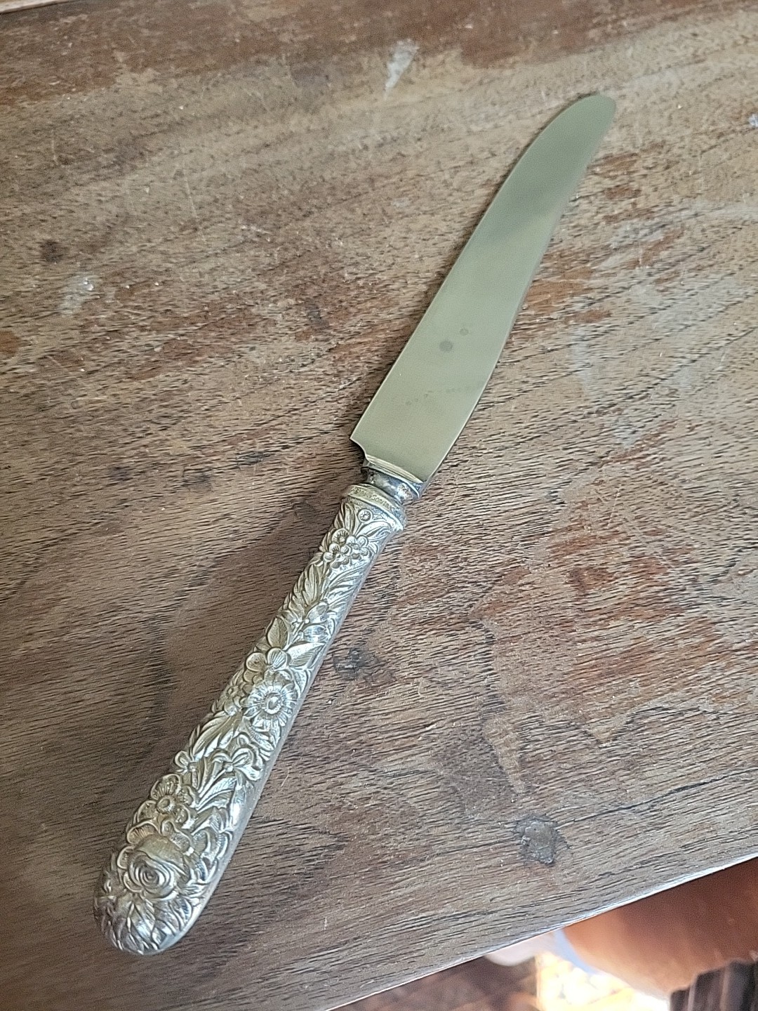 1920s Vintage S KIRK & SONS Sterling Silver REPOUSSE 8 ⅞” Dinner Knife NO MONO