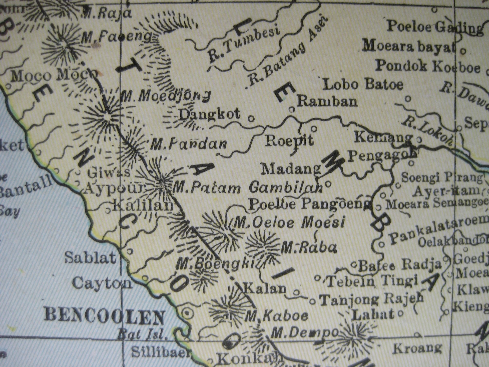 Original 1902 Map SUMATRA Palembang Padang Lampung Aceh Batak Indonesia Malacca