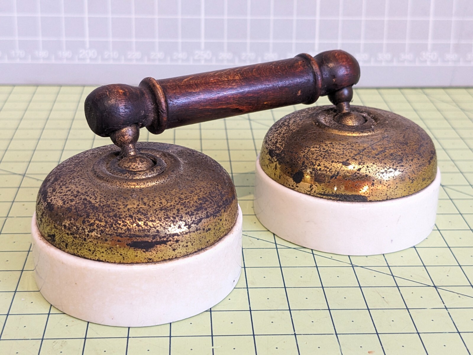 Dual linked Antique Vintage Brass Ceramic Toggle Light Switch Dolly