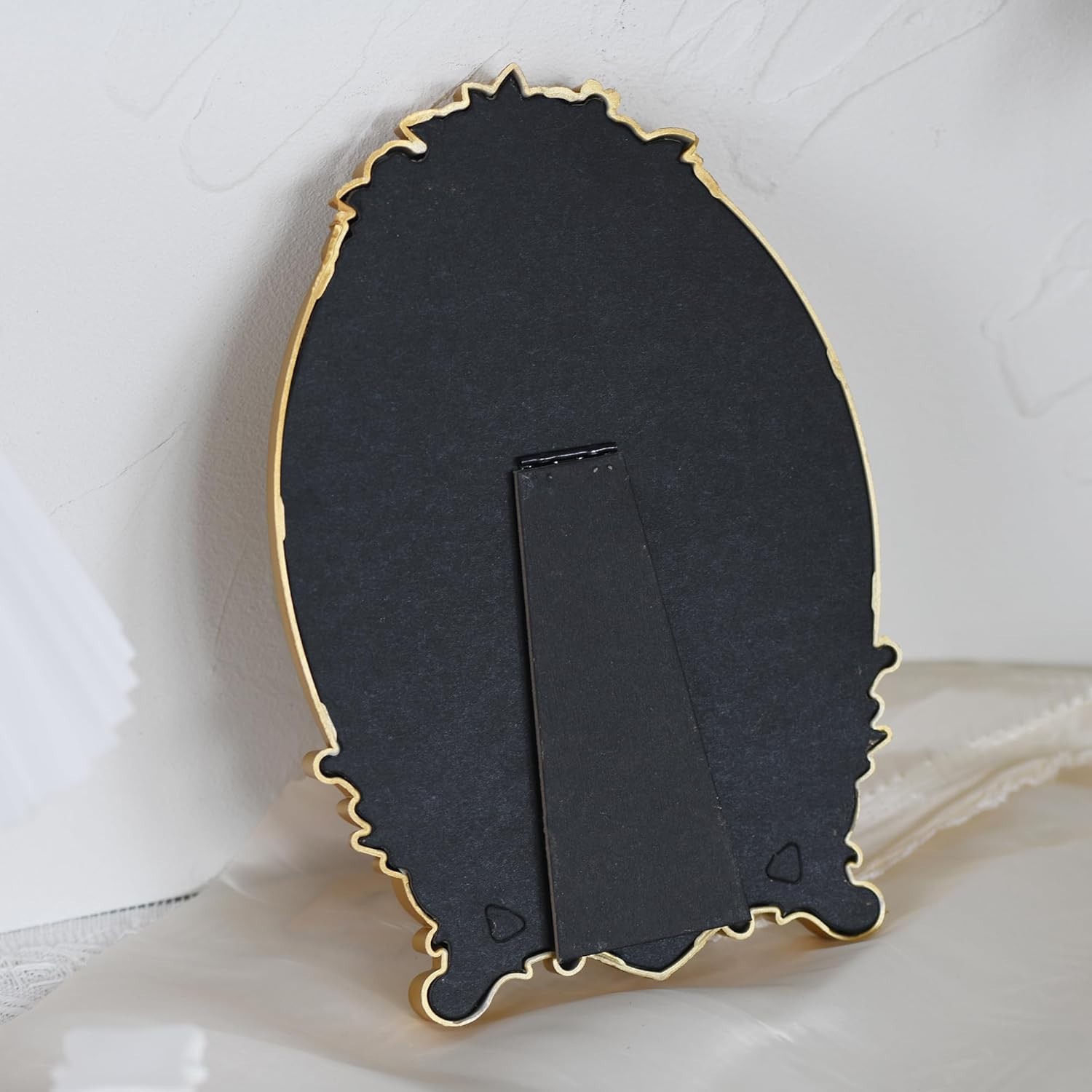 Elegant Vintage Oval Wall Mirror with Ornate Gold Floral Frame, 9.8×6.5in