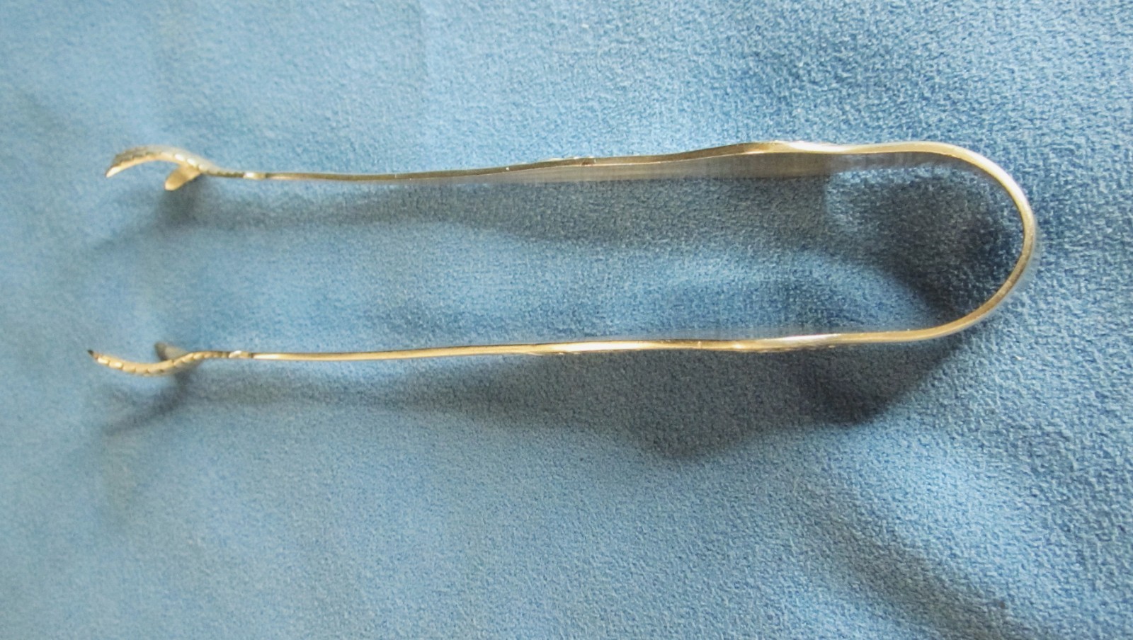 Antique Anchor Rogers AA International Silver Plate Sugar Tongs 5 1/4″ America