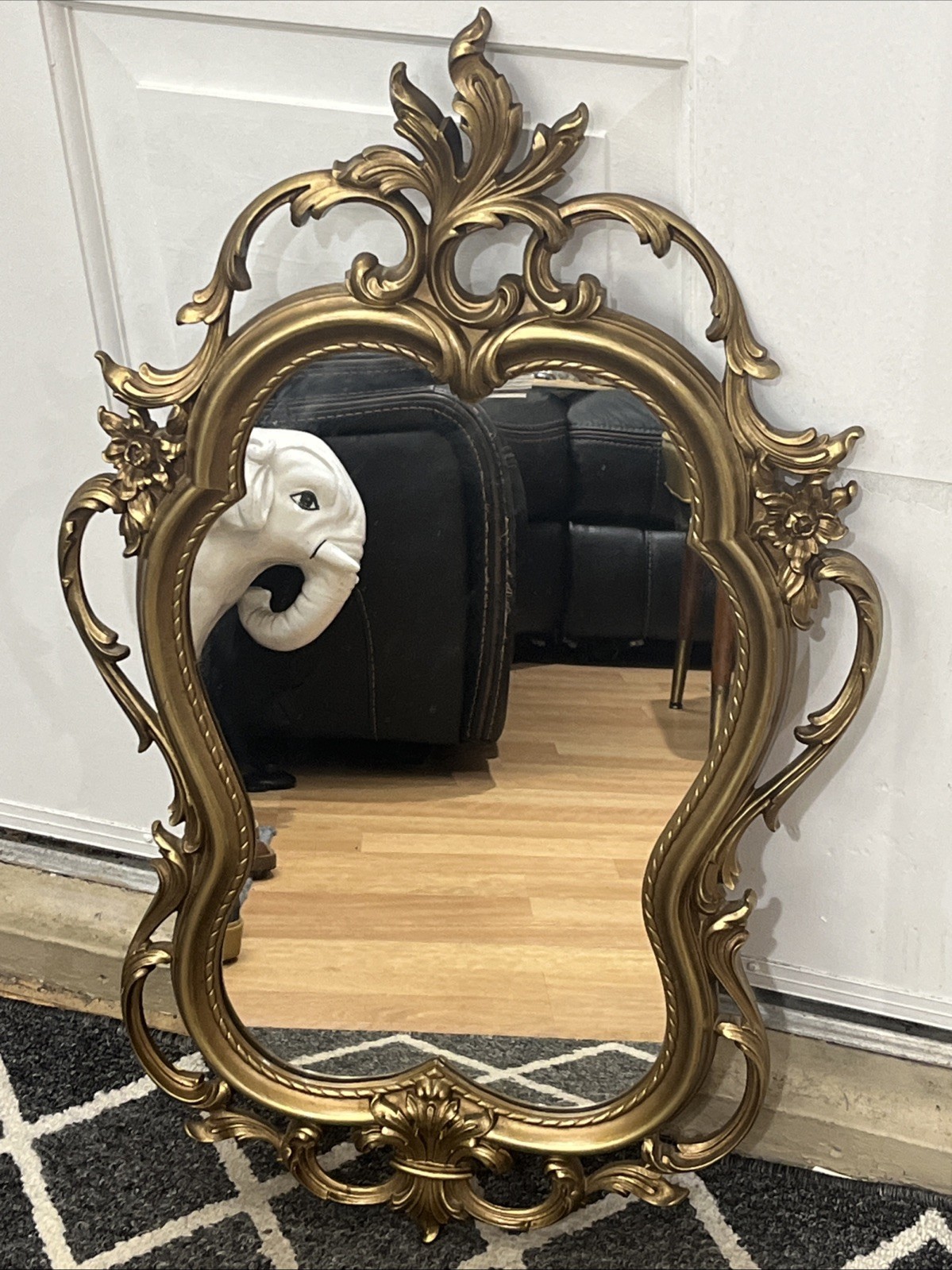 Vintage Syroco Gold Gilt Wall Mirror Hollywood Regency Gothic Gallery Wall