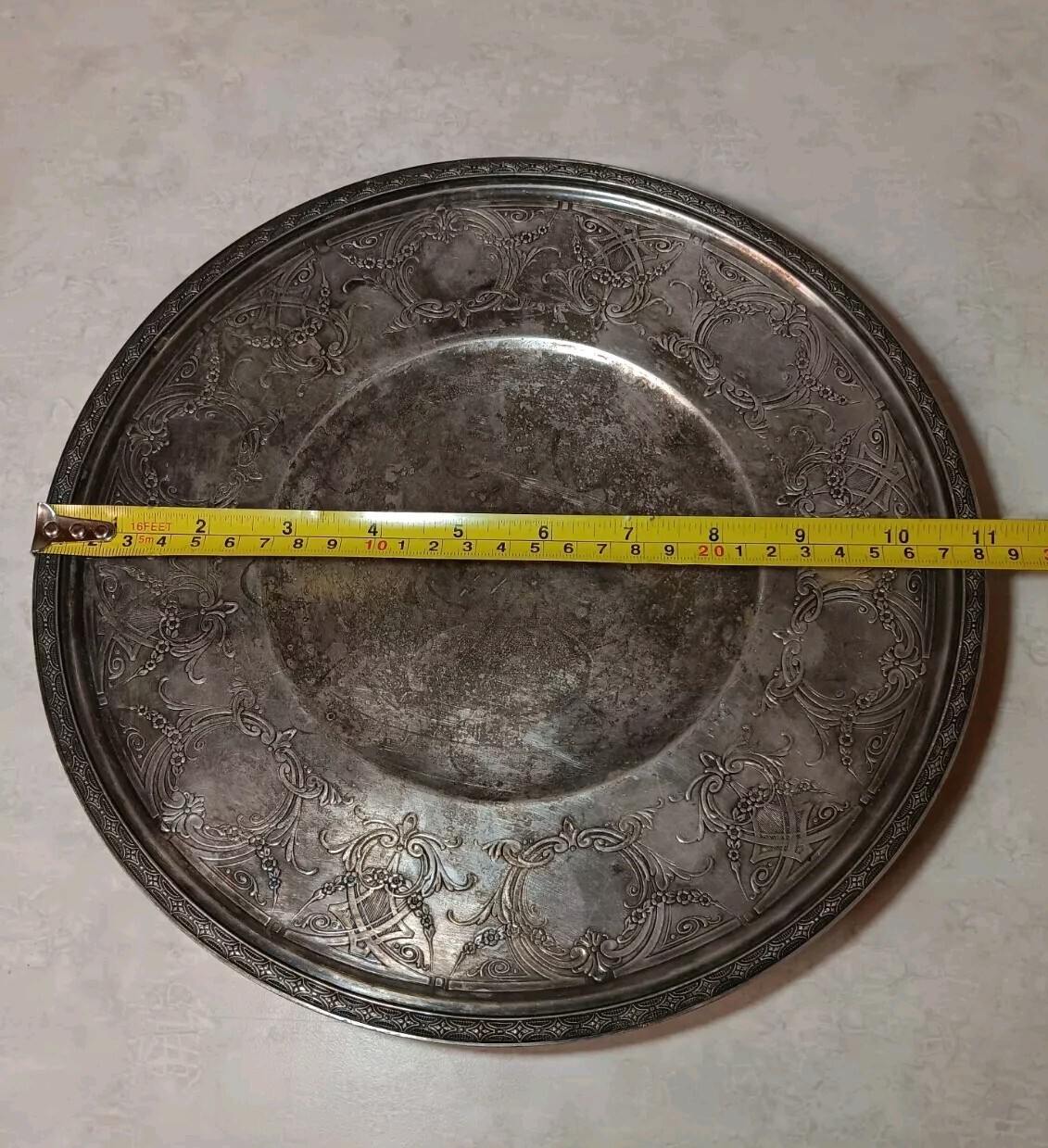 Antique Wallace Footed Platter Silver Plated 11″ w/ Floral Filigree Patina