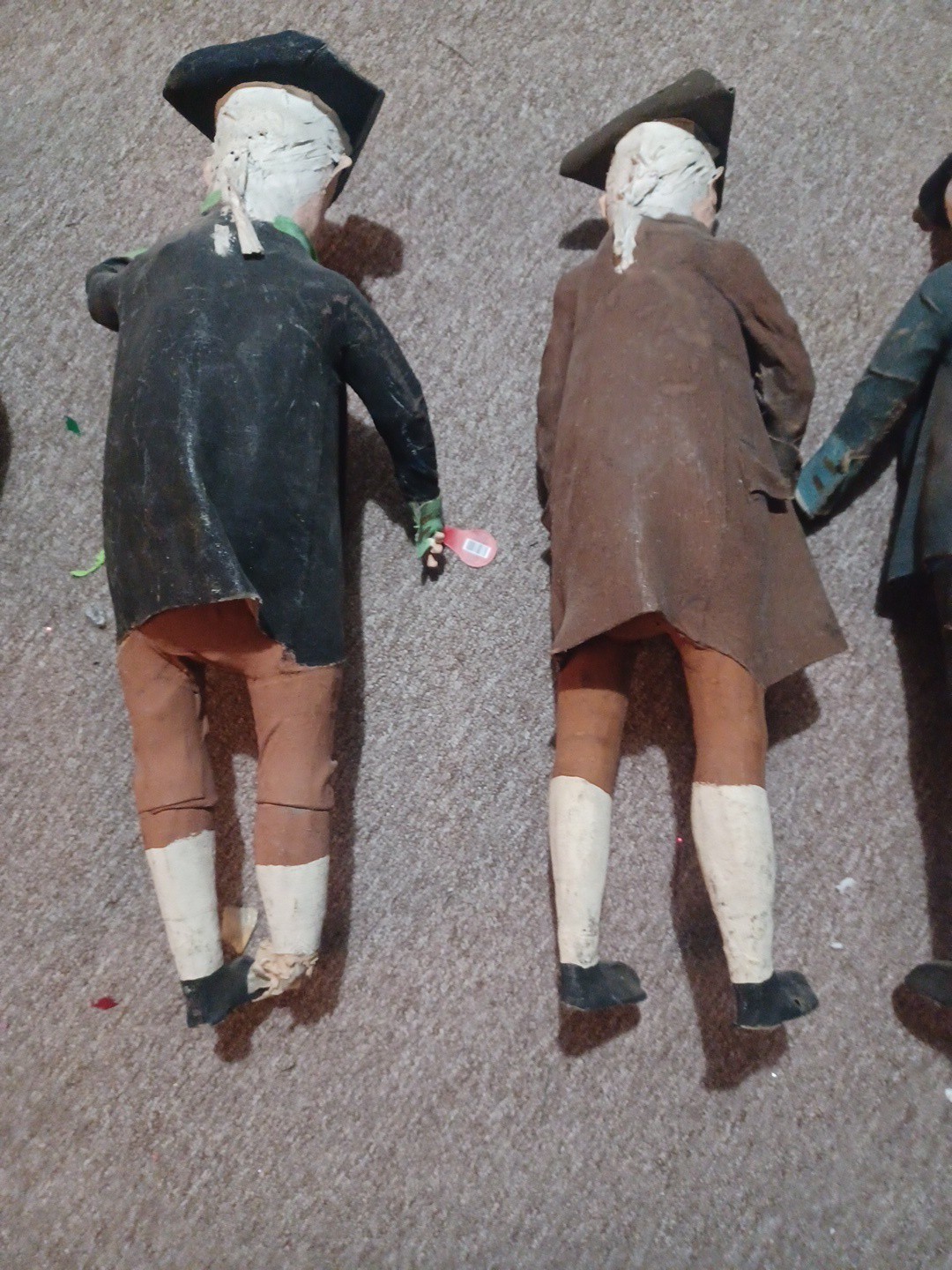 Vintage Handmade Primitive Colonial Americana 250 Folk Art Figures Paper Mache