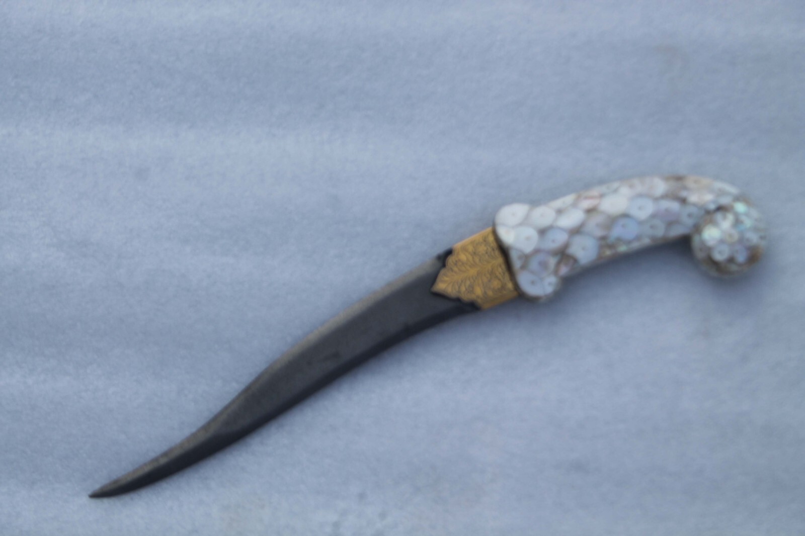 old vintage mother of pearl pistol grip handle gold damascened wootz steel blade