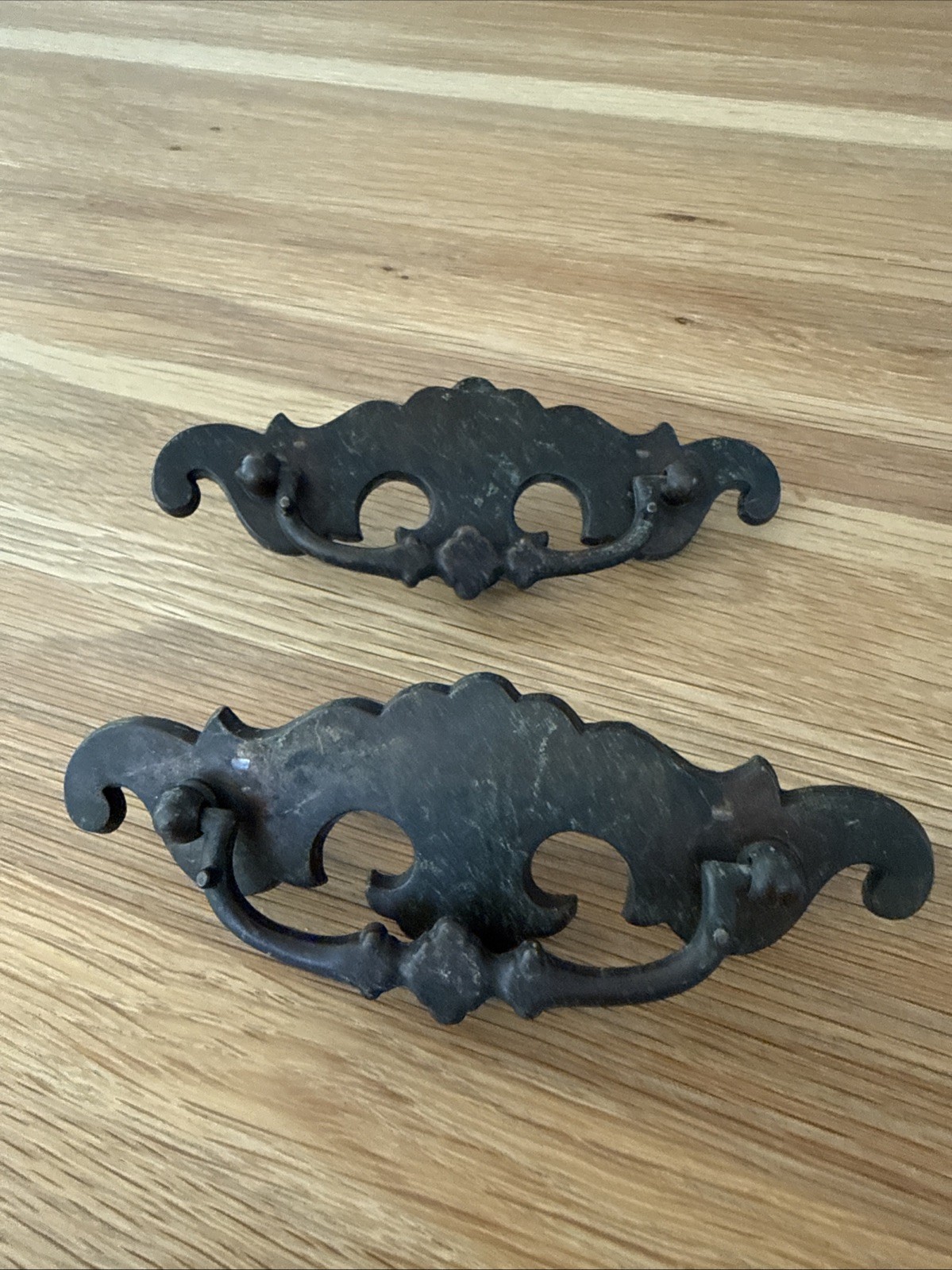 Vintage KBC Keeler Brass Chippendale Drawer Pulls N1971-T-1 Dark Antique Set 2