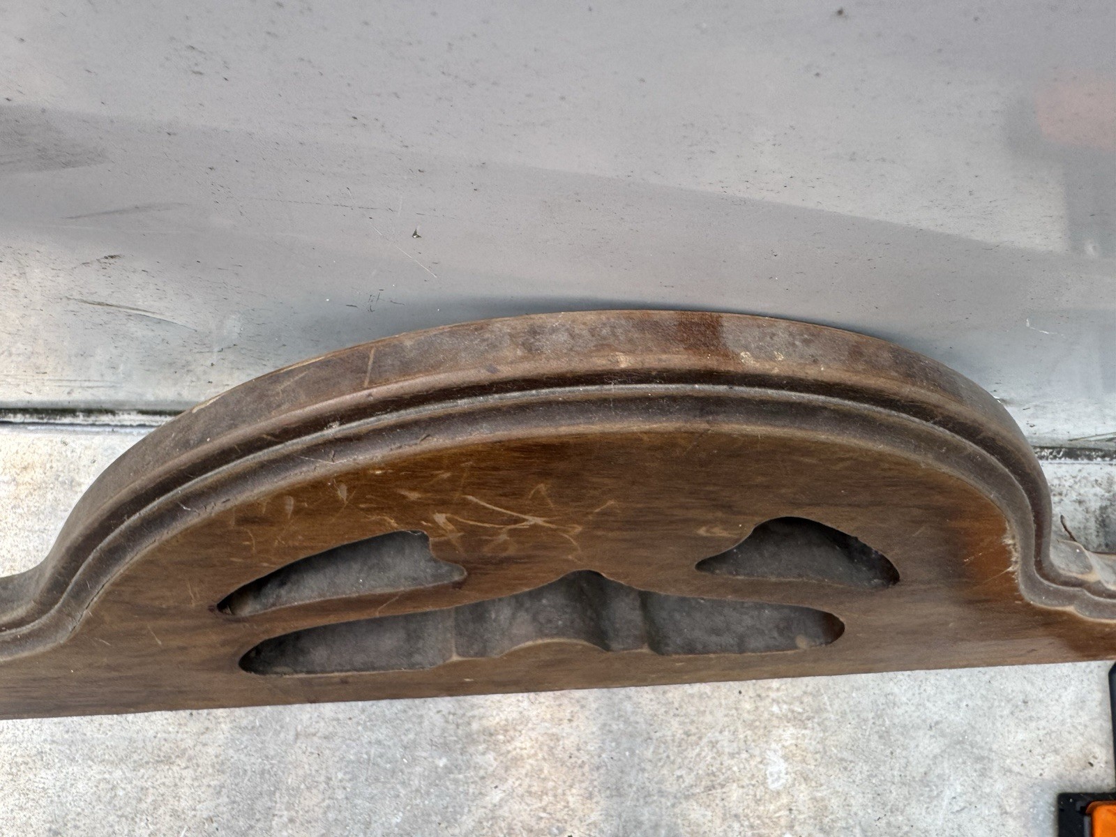 Antique Salvage Wood DOOR PEDIMENT Header Molding Crafter 31.5” Long