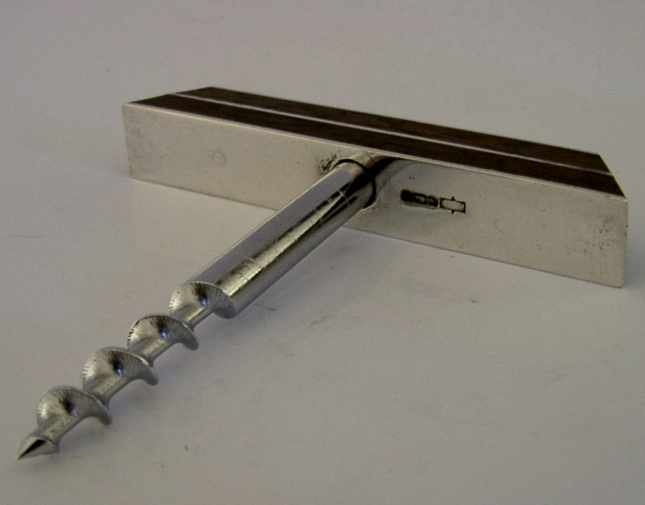 STYLISH ENGLISH STERLING SILVER HARDWOOD CORKSCREW 1988 BARWARE 68g