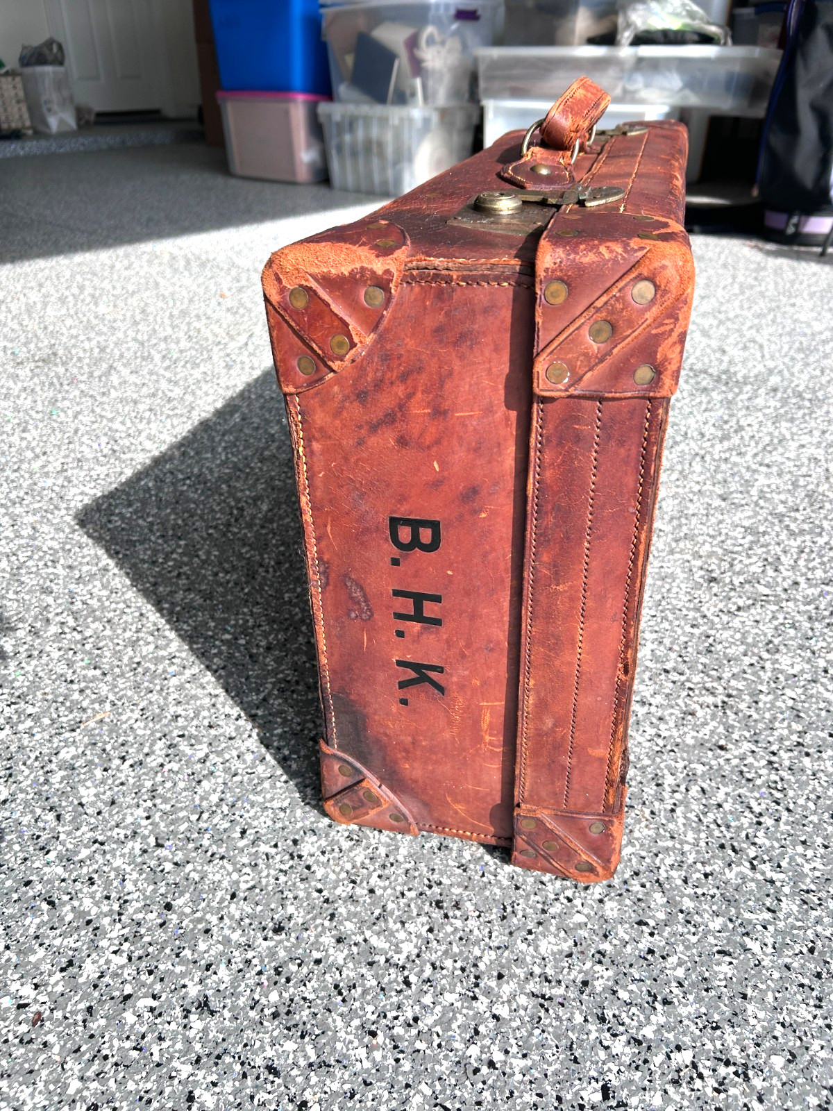 Large Antique Leather Suitcase DAVIS LONDON Late 1800’s Early 1900’s Edwardian