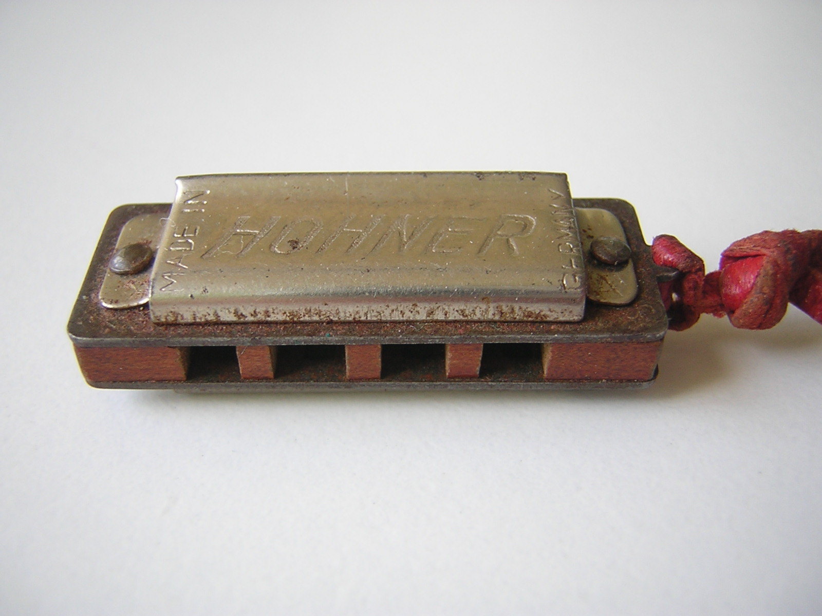 Old Hohner Miniature Harmonica Made In Germany 3.4 X 1.3 X 1.0 Cm