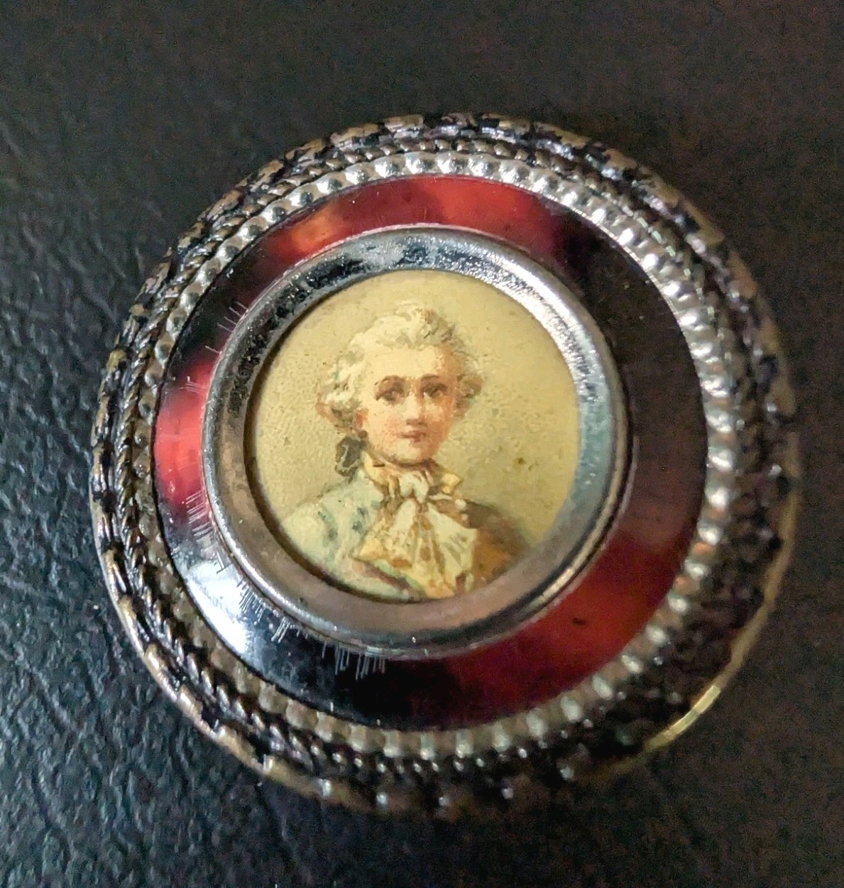Set of 3 Antique Lithograph Celly Head Buttons Lot 1-3/8″