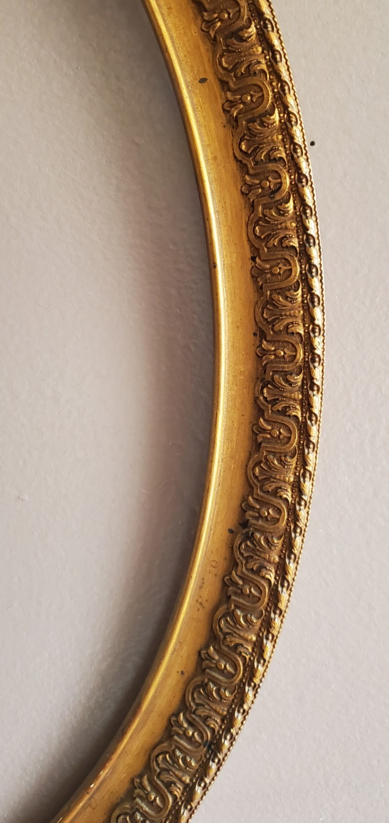 * French Louis XVI-style oval gilt frame floral garlands & ribbon antique