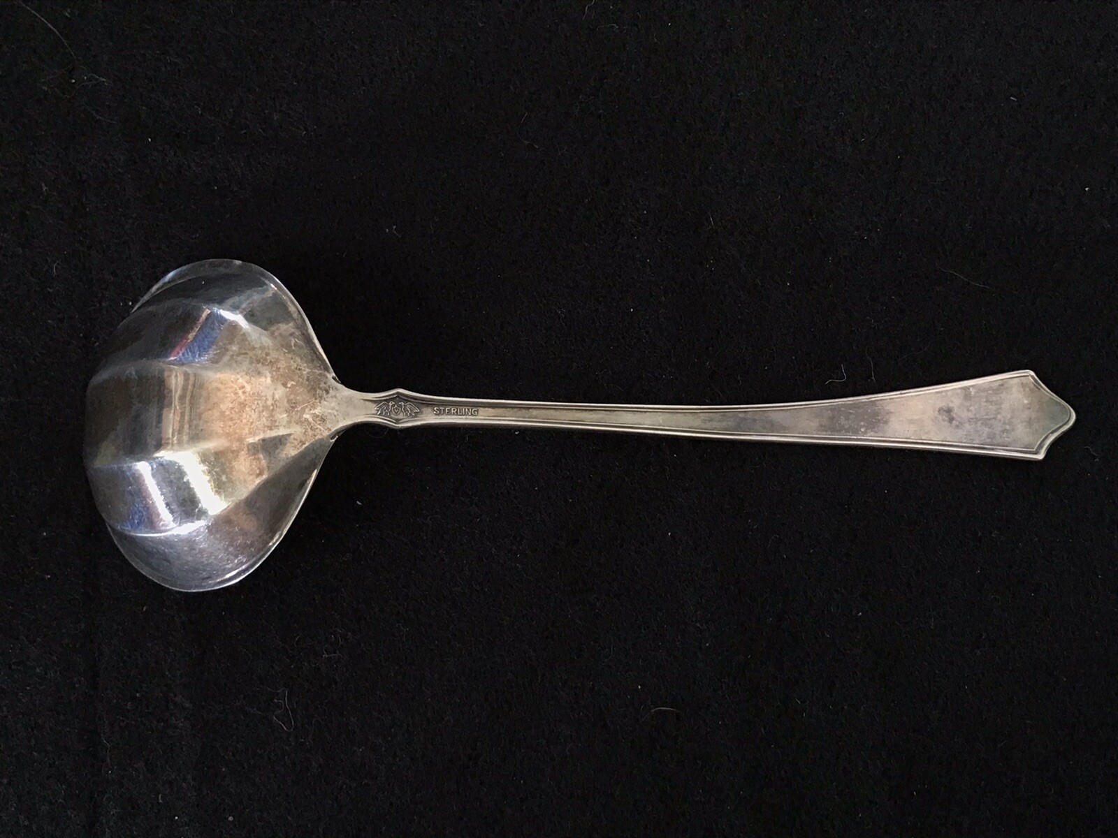 Baker-Manchester ‘Roger Williams’ – Sterling – Cream/Sauce/Mayo Ladle 17g 5-3/4”