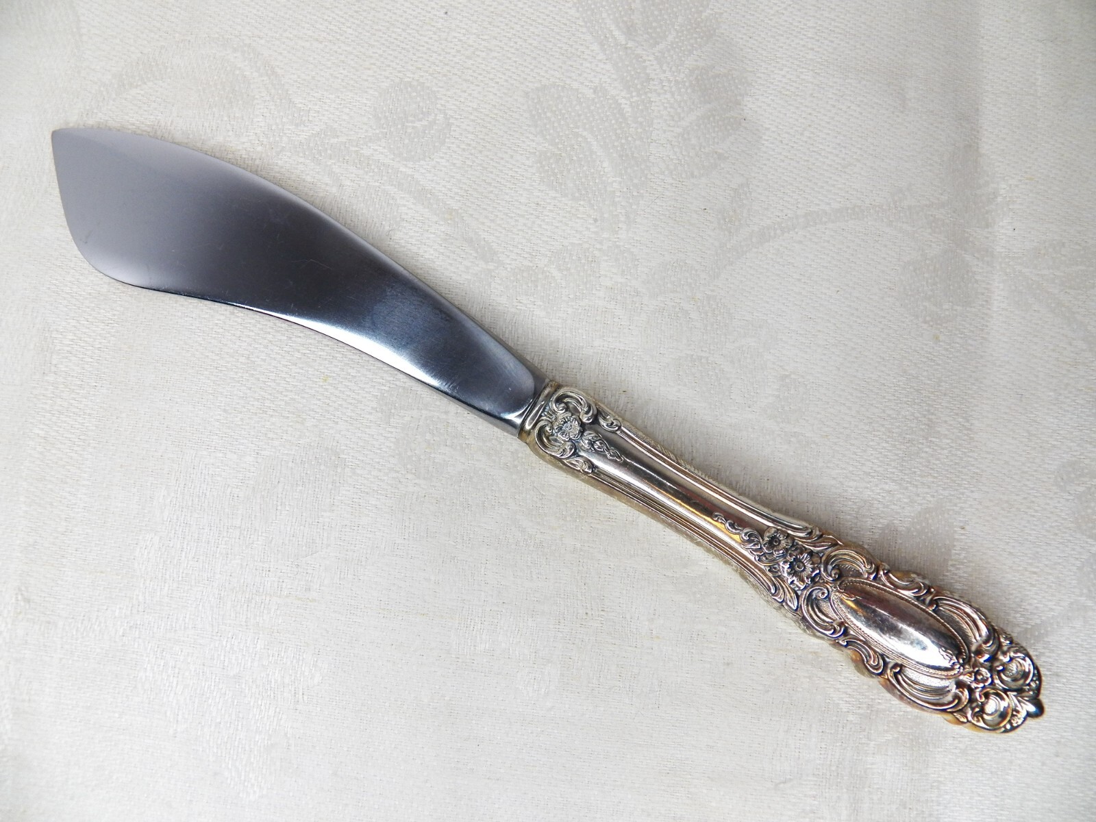 TOWLE GRAND DUCHESS STERLING SILVER HANDLE MASTER BUTTER KNIFE 7″ NO MONOGRAM