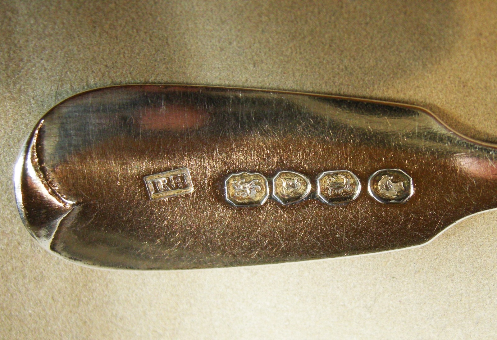 Victorian Sterling Fiddle Pattern Dessert Spoon-London 1847 John Roberts Harris