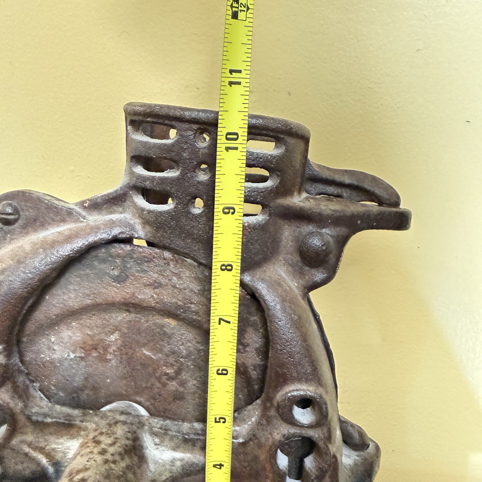 Hand Corn Sheller Hopper Cast Steampunk Farm Tool Ear Pop Vintage