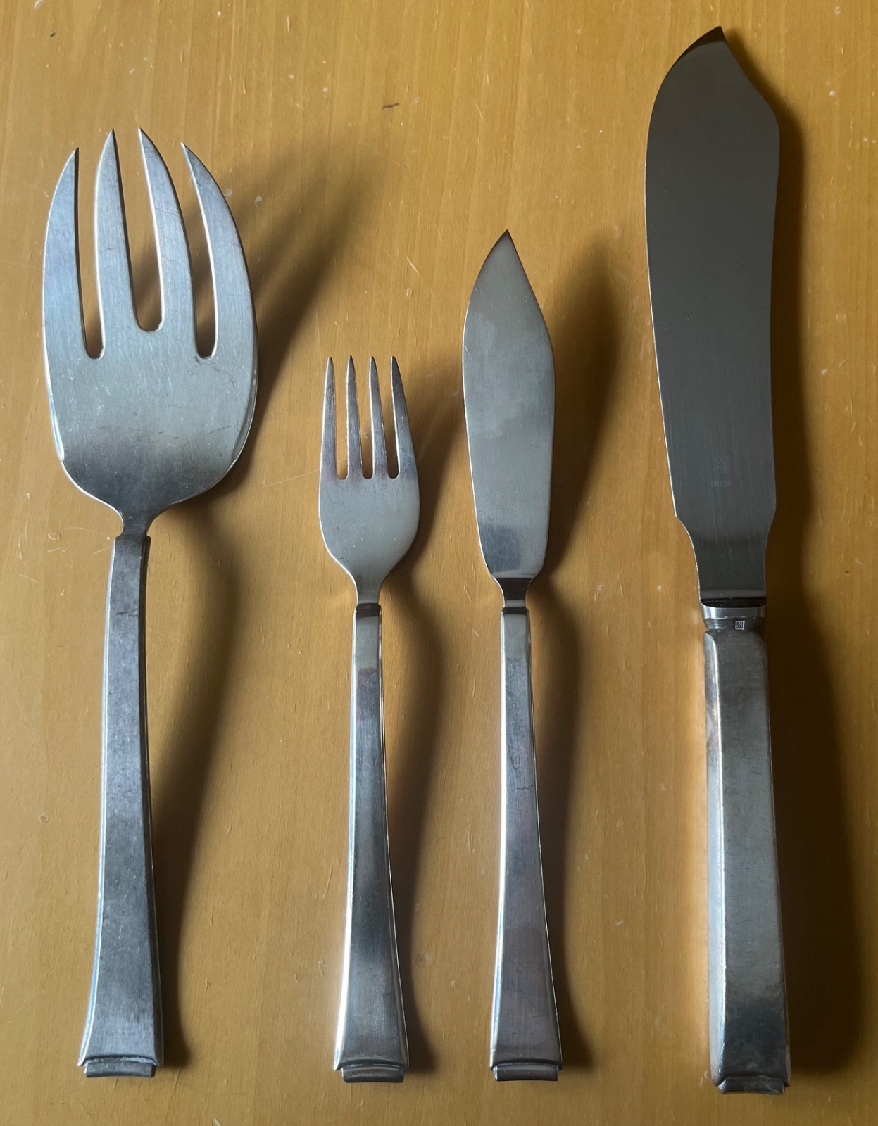 WMF faceon silverplate fish set with serving pieces Total 26 pieces
