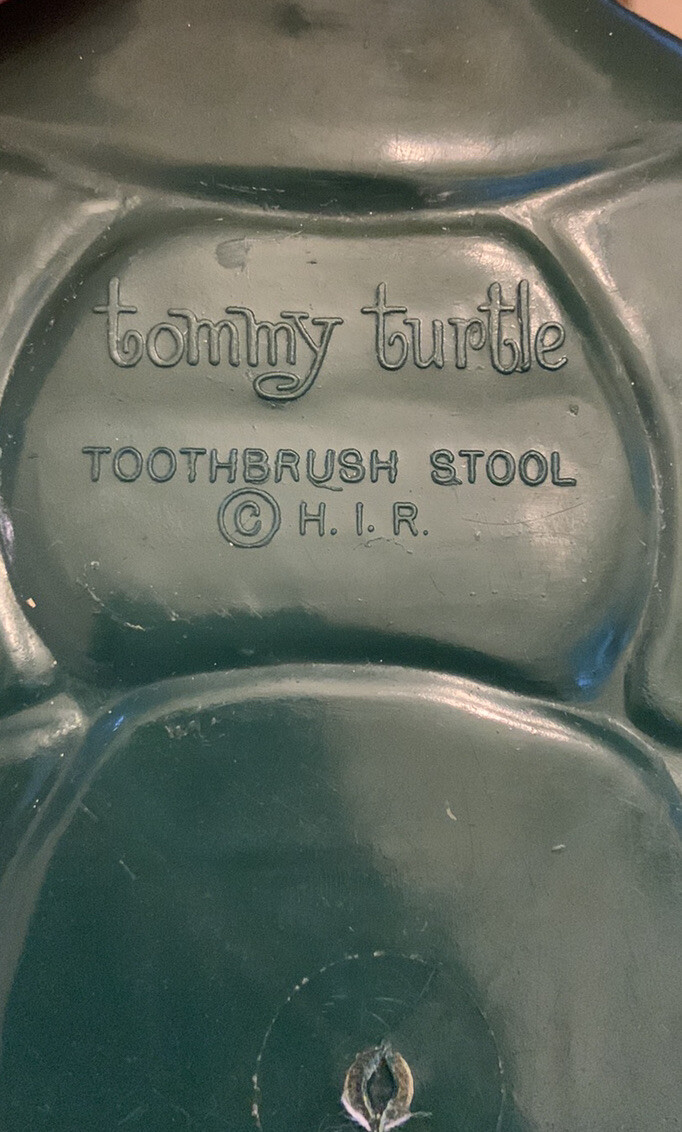 VINTAGE Tommy Turtle toothbrush stool 1965. Hayes inventive research corp USA