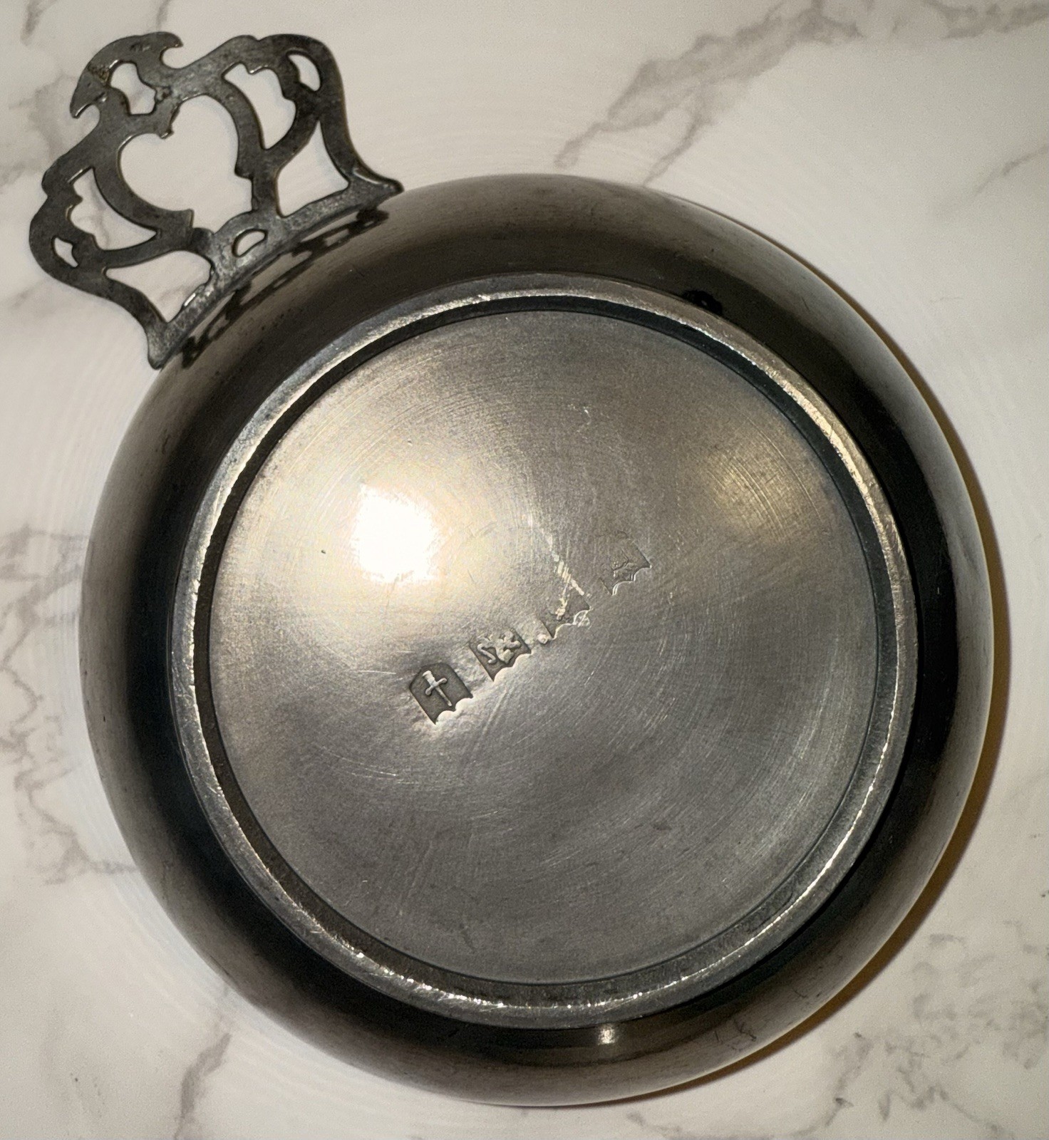 Antique English Pewter Porringer Lion Sword Horse & Shield Danforth Collection
