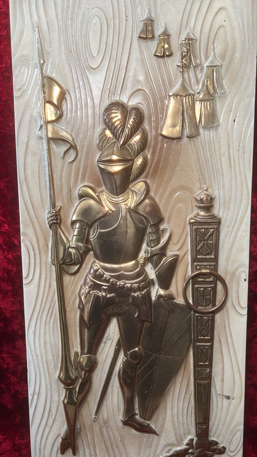 Vintage PEERAGE Embossed Brass Medieval Knight Wall Hanging Plaque England #781