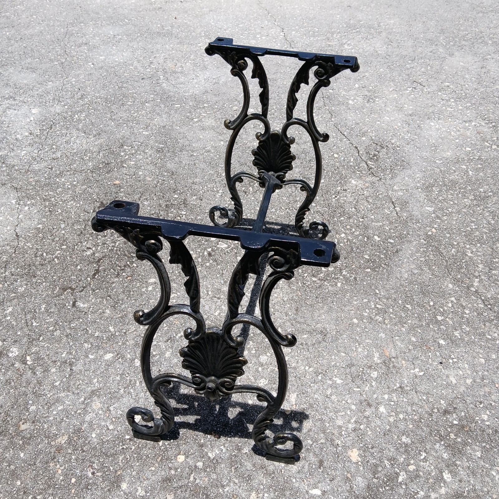 Antique Cast Iron Bench Ends Victorian Ornate Garden Patio Bench Base