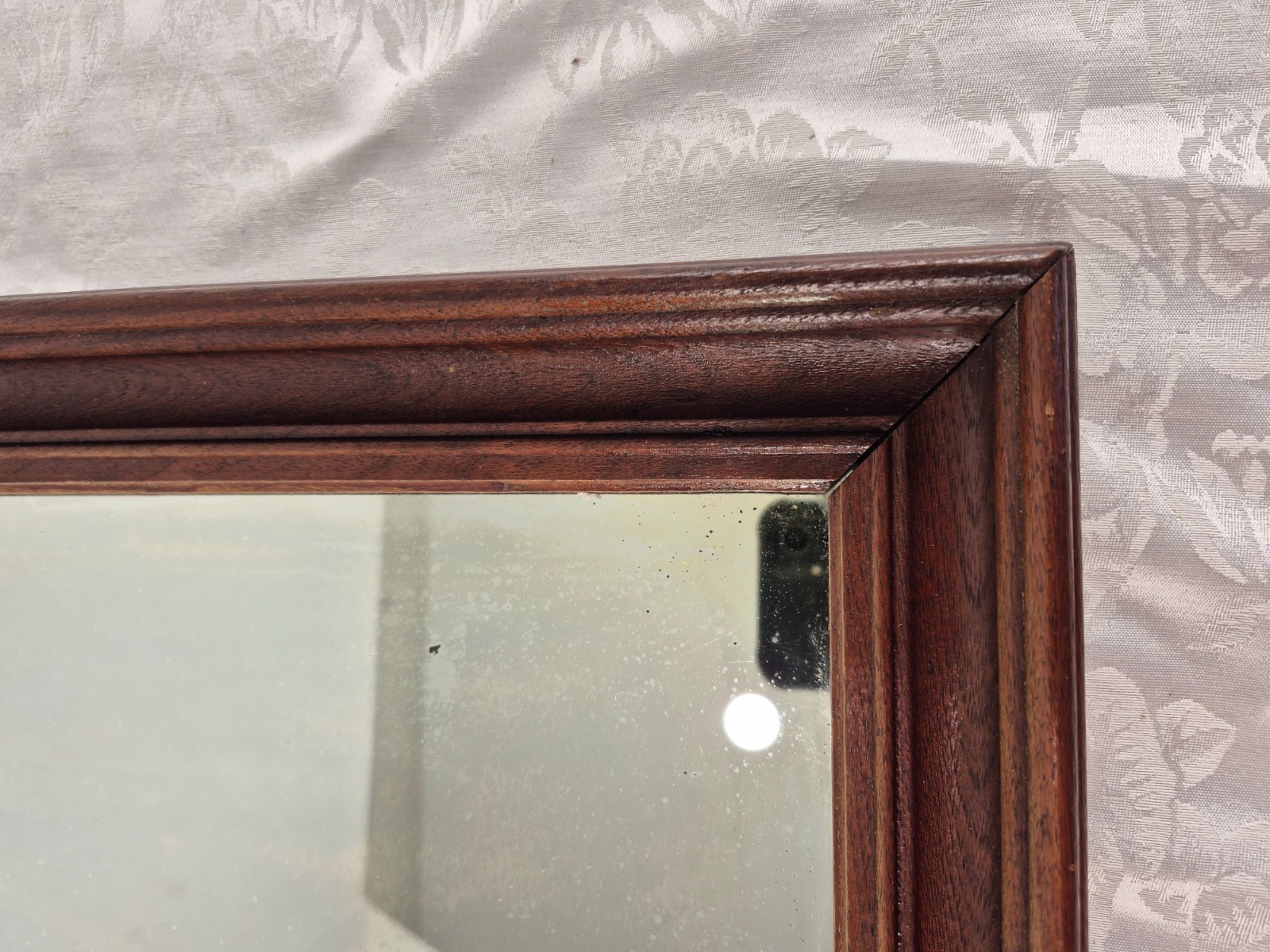 Vintage Antique Walnut Deep Well Wood Frame Mirror Hanging Wall 17×13″ Victorian