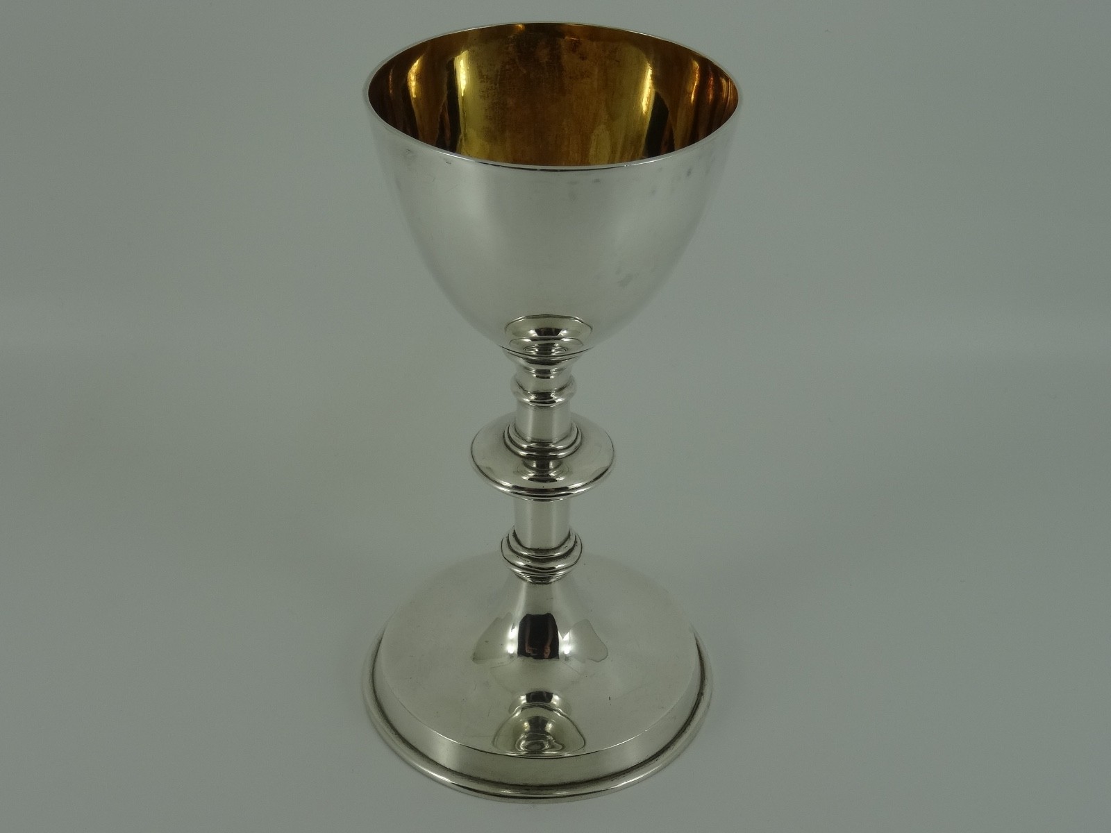 SOLID STERLING SILVER VICTORIAN LARGE COMMUNION CHALICE CUP LONDON 1892 237G