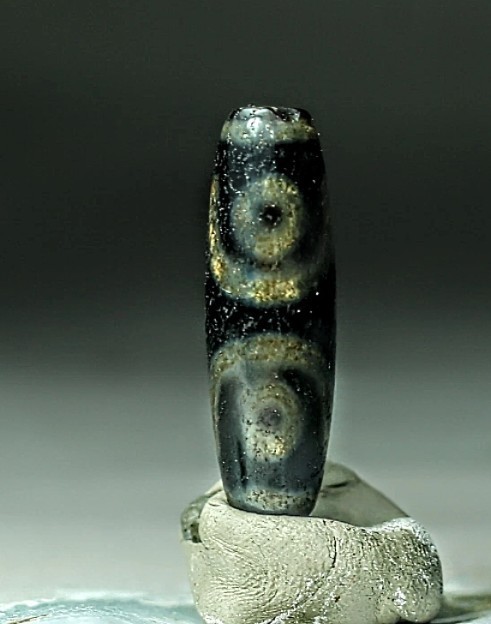 Pre-1800s Indo/Tibetan Old Agate 3 Eye Kubera Dzi Bead 12*39mm