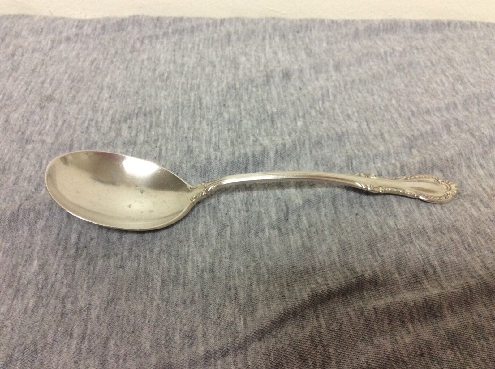 Vintage Fine Arts Sterling Southern Colonial Soup Spoon 6 1/2”