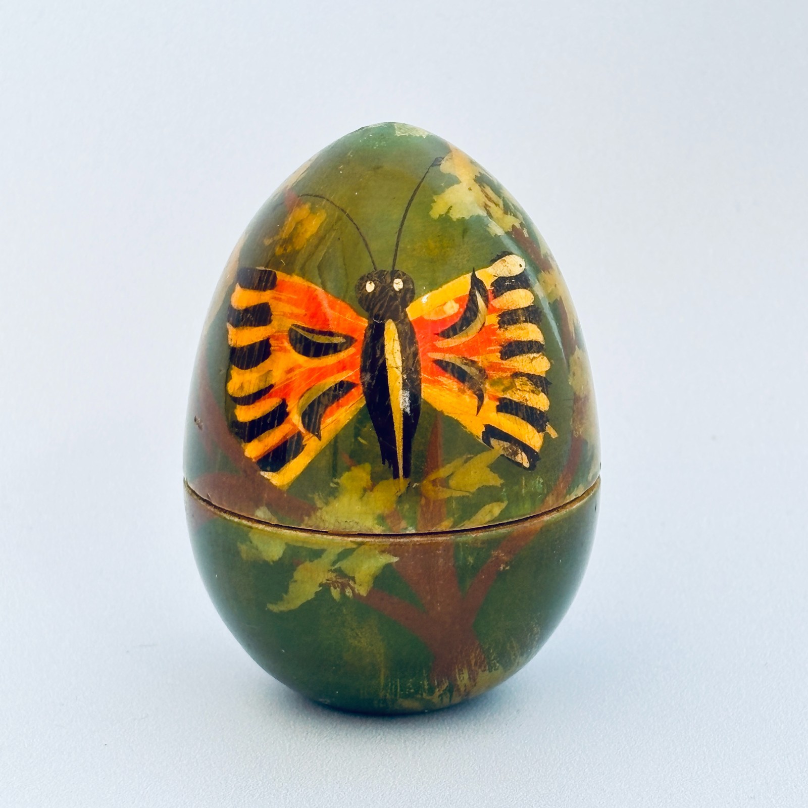 Nesting Stacking Eggs X3 Wooden Wood Hand Painted Varnished Butterflies Vintage