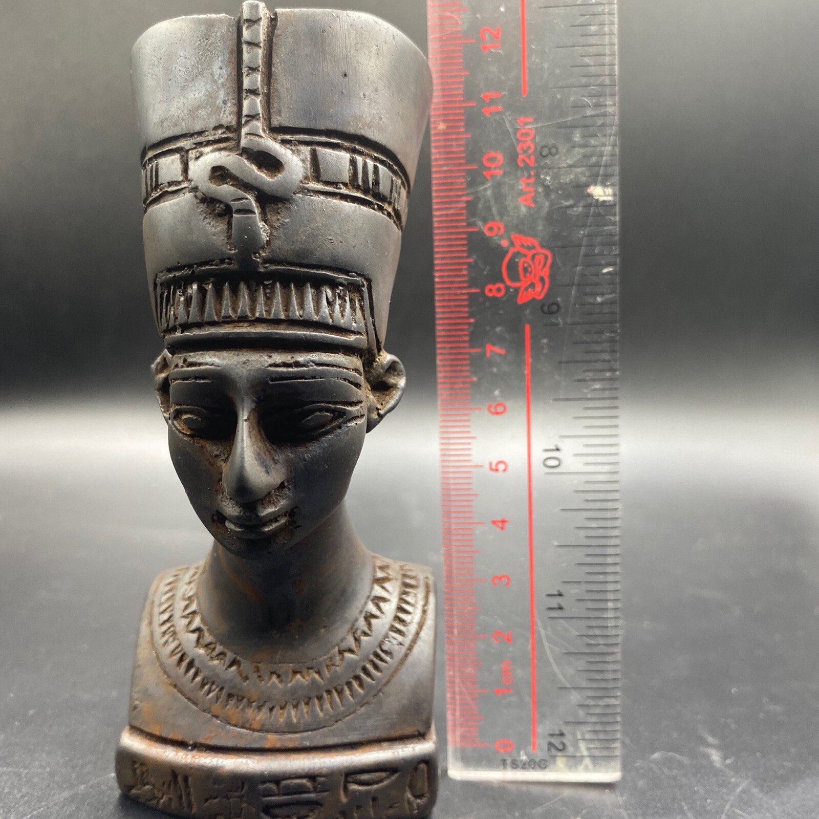 Very Unique Egyptian King Head Bust With Unique Patina