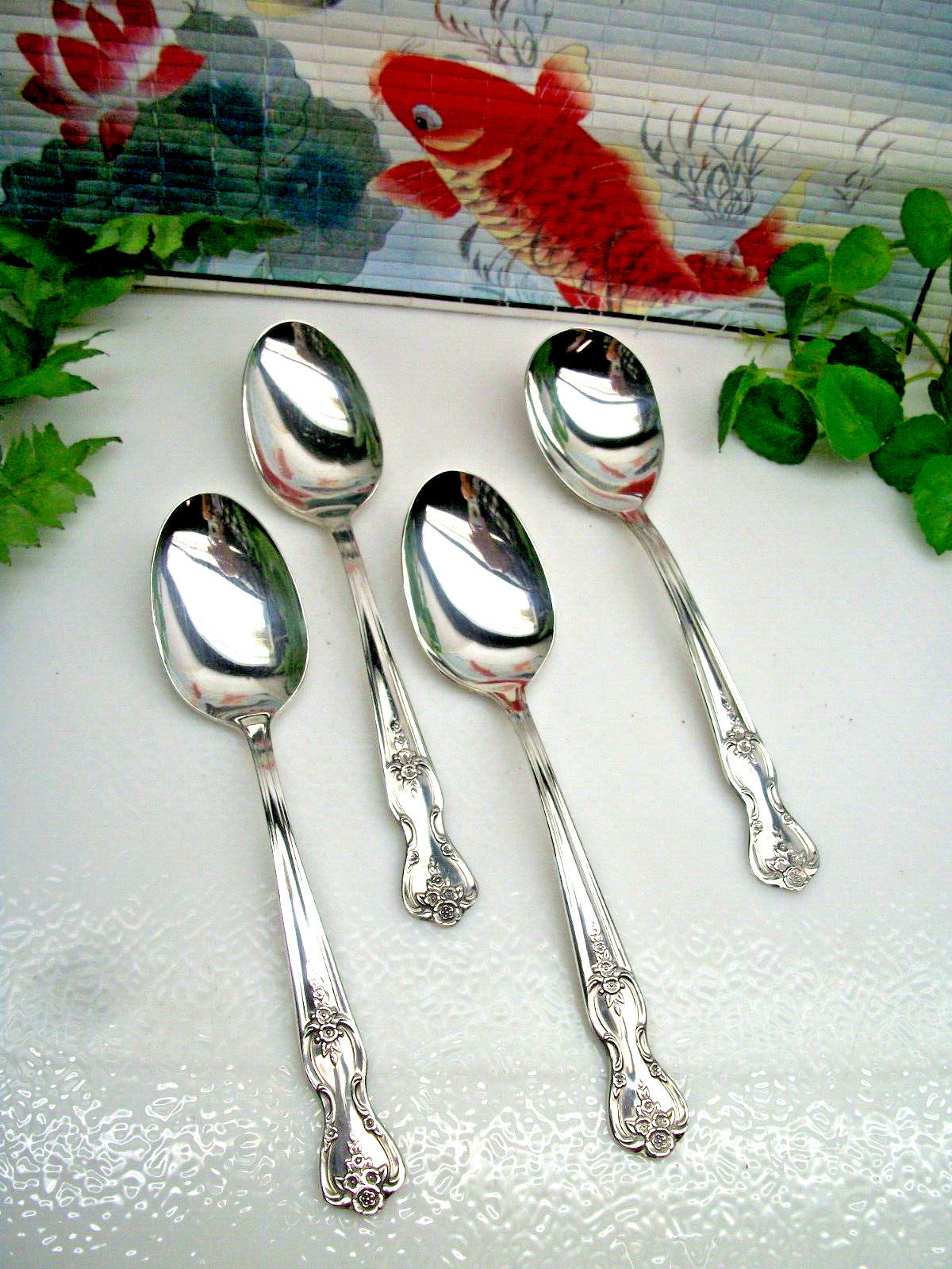 Wm. Rogers MAGNOLIA Inspiration Silverplate Teaspoons & Sugar Spoon 1951