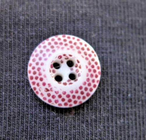 Antique China Calico Fushia Dots Inkwell 7/16″