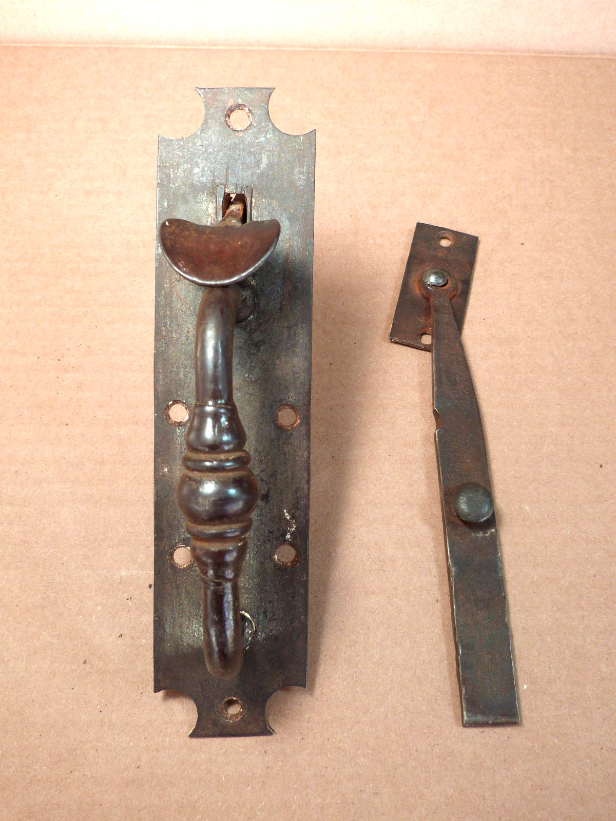 Antique Early 1800’s Norfolk Thumb Latch Door Handle + latch Wrought Iron