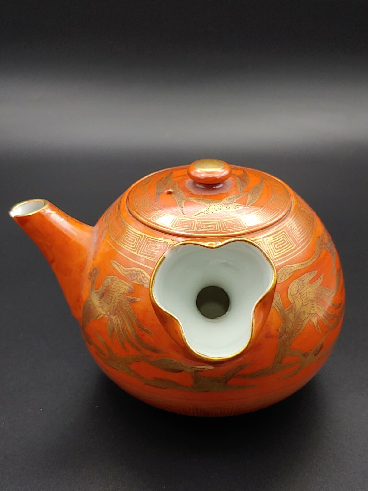 九谷烧永乐瓷珊瑚红金彩茶壶急需 Antique Japan Kutani Red Coral Ware Porcelain Teapot Gold Phenix