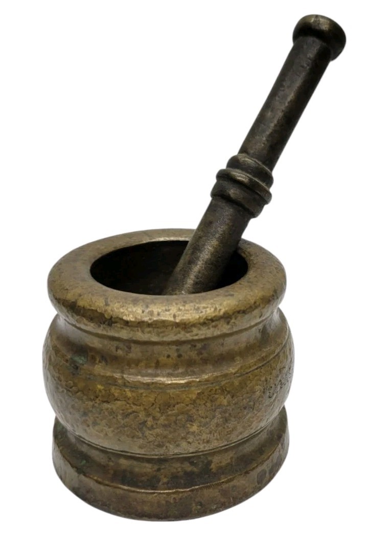 Vintage Antique Solid Brass Mortar And Pestle Heavy Apothecary Spice Grinder