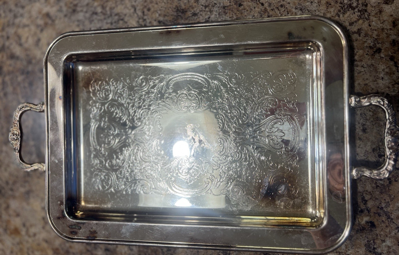 Vintage LEONARD SILVER MANUFACTURING CO. Silver Plated Footed Serving Tray