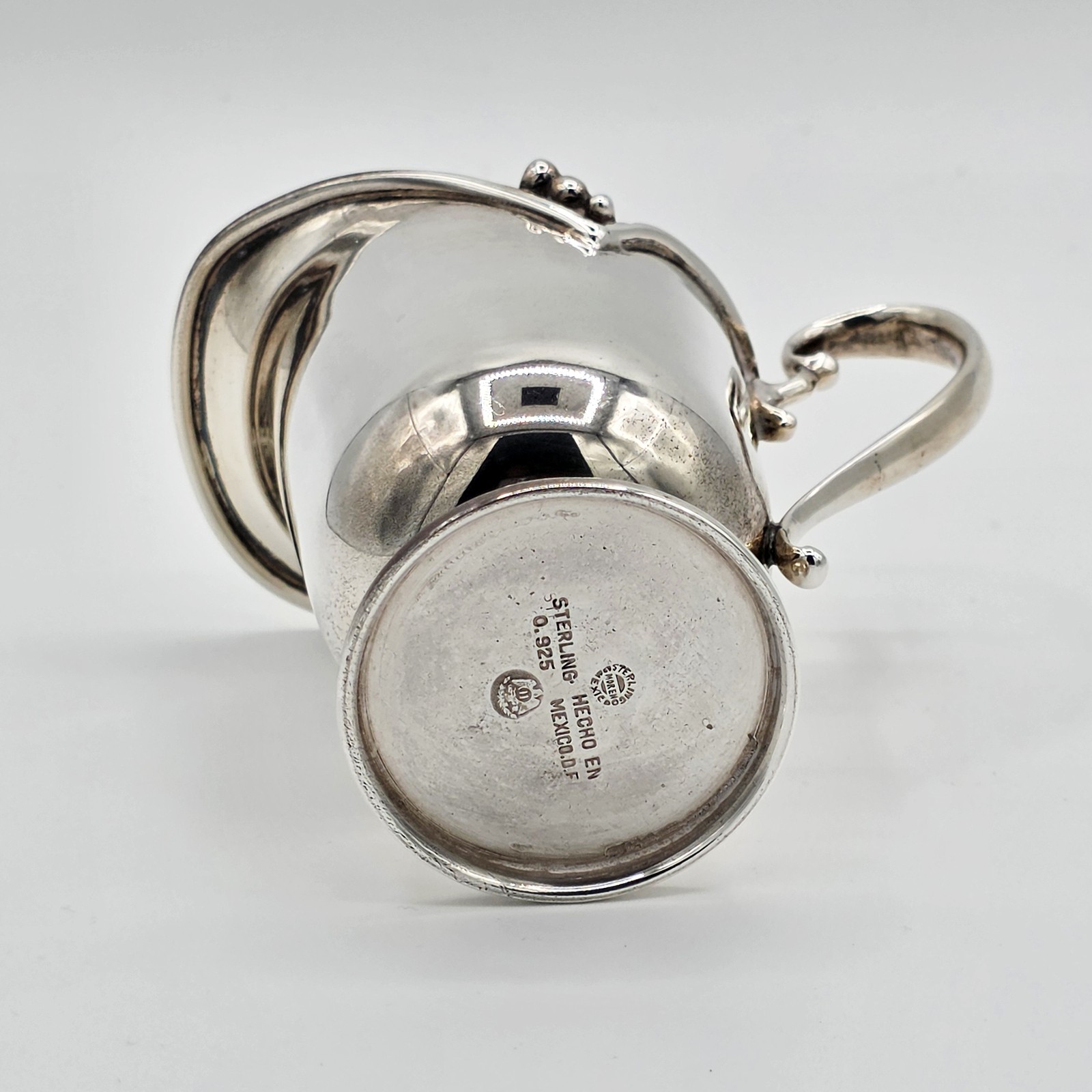 Gonzalo Moreno Mexican Sterling Silver Helmet Creamer Hecho en Mexico 0.925