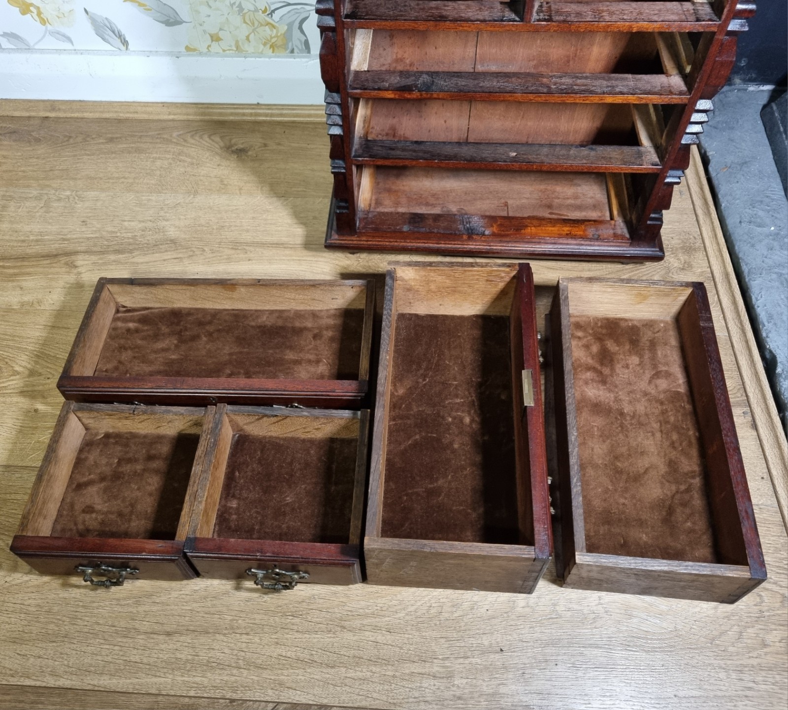 Antique 19th Century Mahogany Miniature Chest Of 5 Drawers Apprentice Piece