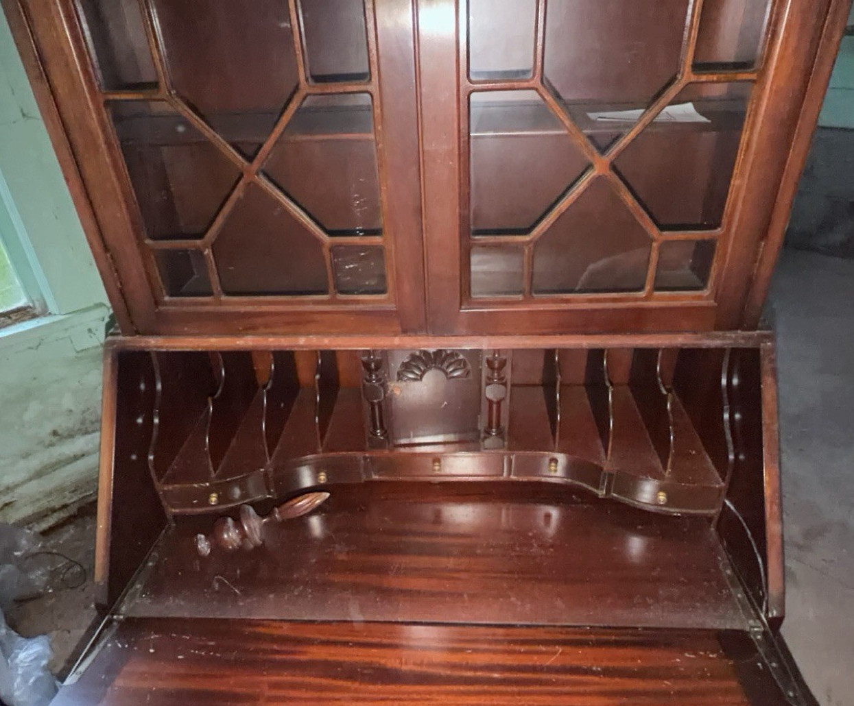 Mahogany Maddox Secretary Desk & Bookcase