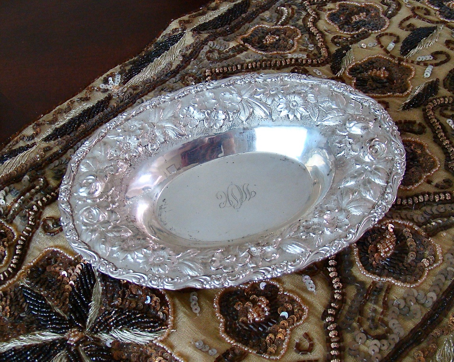 Antique Repousse Flowers Sterling Silver Oval Bowl 7 1/2″L- 5 3/4″W- 1″H-166gram